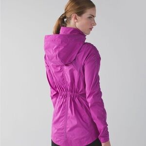 lululemon athletica gather and sprint jacket size 12 with stowable hood
